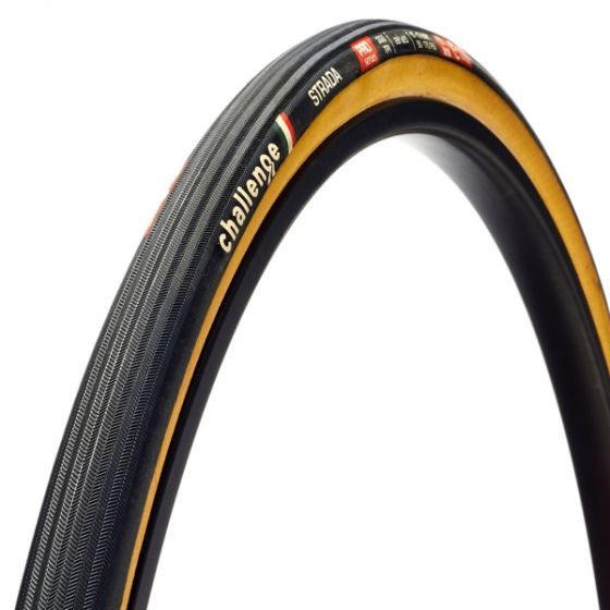 Challenge Strada Pro 25 700c Clincher Road Tyre